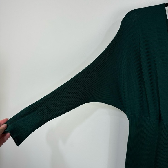 Pink Lily Forrest Green Knit V Neck Bodycon Open Back Slit Sweater Dress Midi - Picture 4 of 6